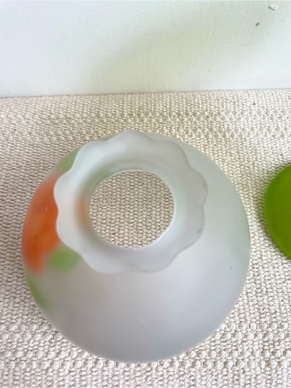 Westmoreland Fairy Lamp Frosted Green Stand Orange Rose - Picture 6 of 16